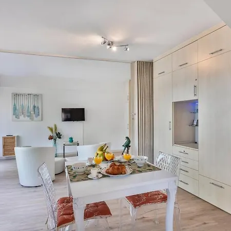 Forville - Azurenting Conciergerie -centre Apartment Cannes
